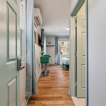 Stay At Luna At Spring Garden Philadelphia Exterior photo
